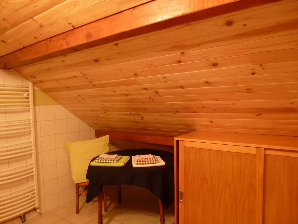 Le Rocher des Ducs Le Glaizil Zimmer foto