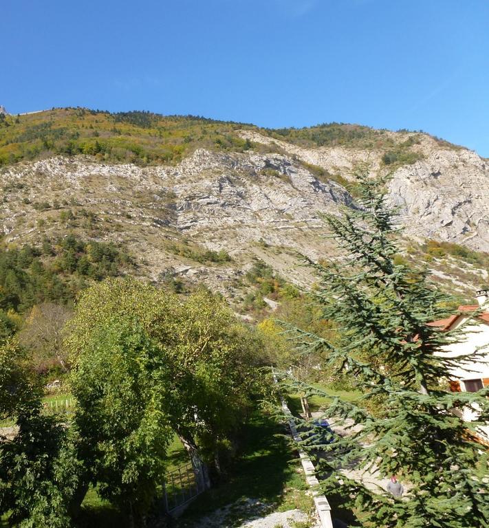 Le Rocher des Ducs Le Glaizil Exterior foto